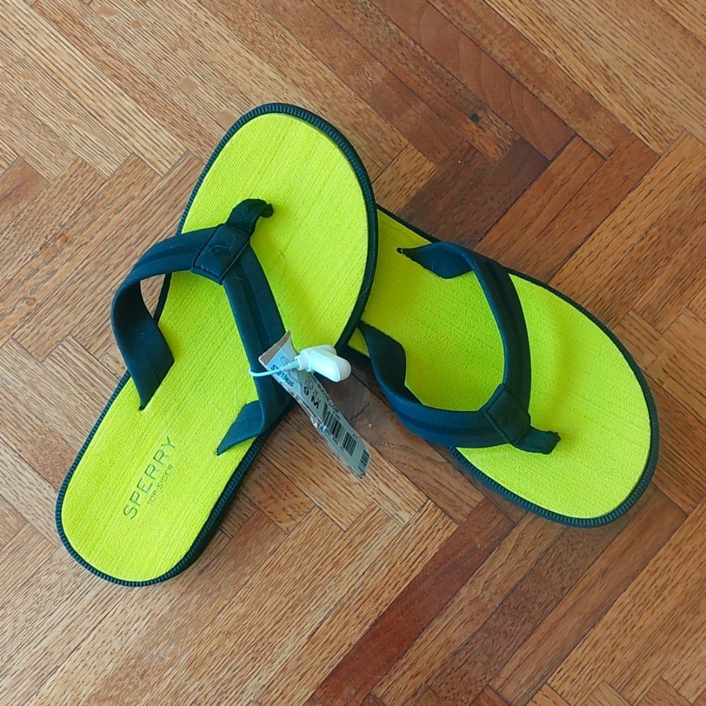 NWT men's 9M Sperry topsider defender thong sandal